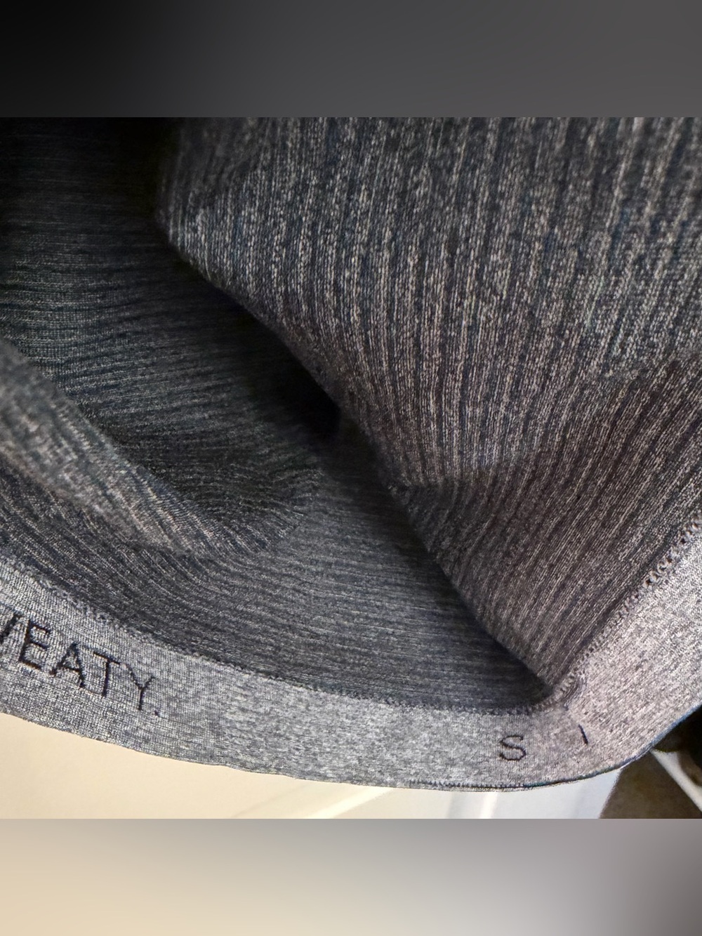 Lululemon Men’s Active Striped Tee in Gray, Size Small - Picture 6 of 11